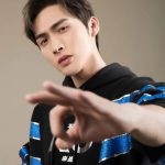 《LOL》LPL六周年—明星公益表演赛